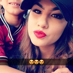 Meet your Posher, Edith